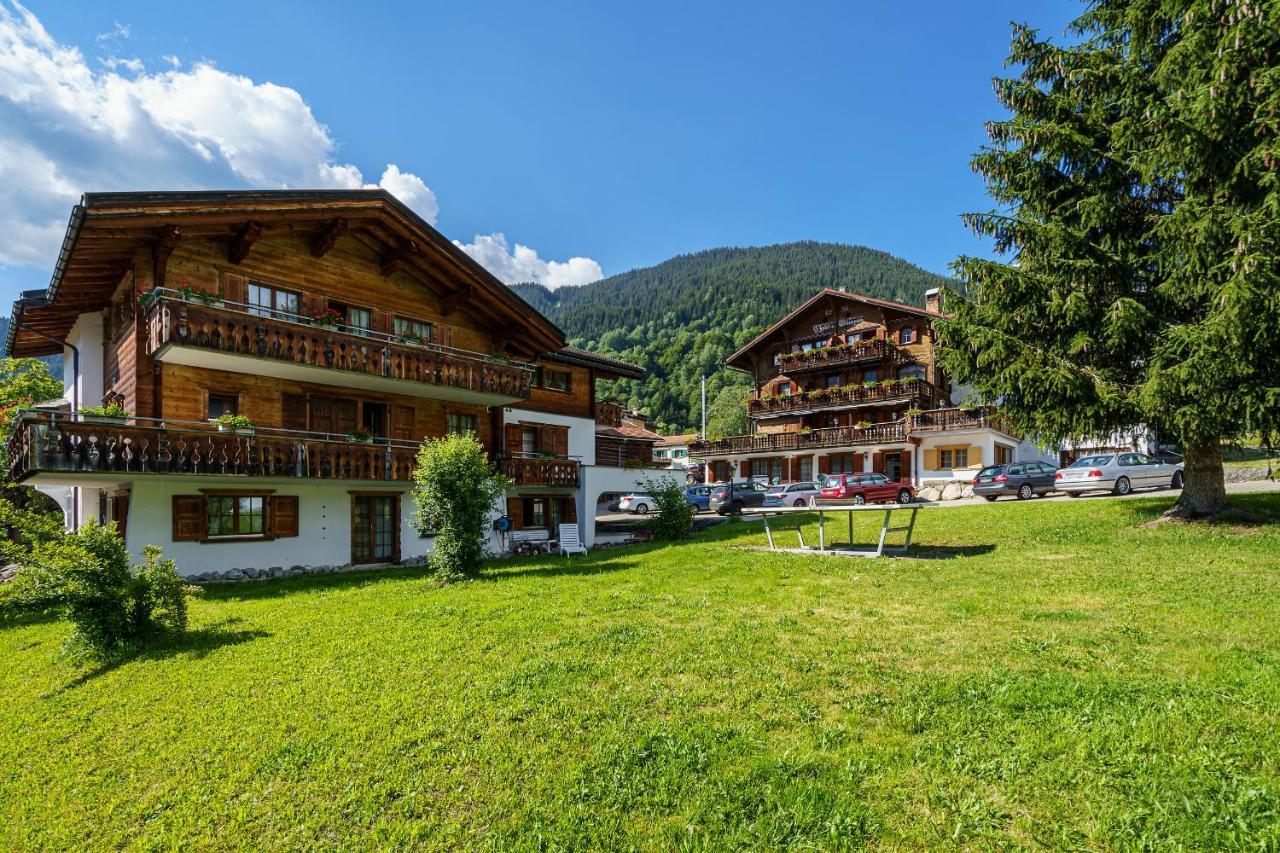 Hotel Silvapina Klosters Exteriör bild