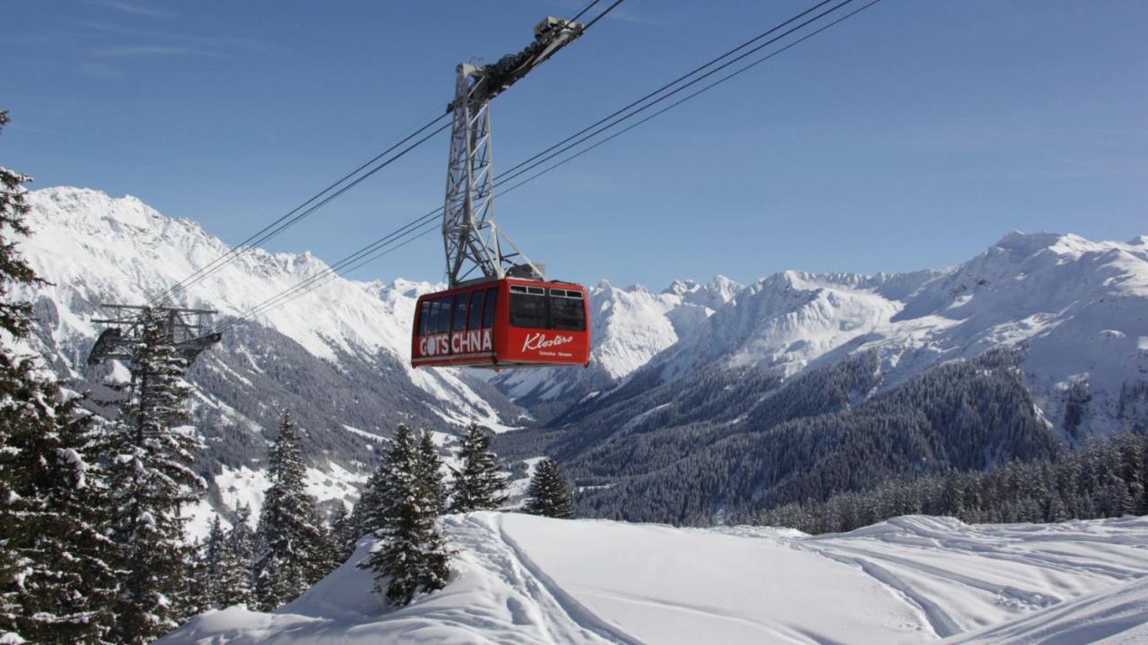 Hotel Silvapina Klosters Exteriör bild