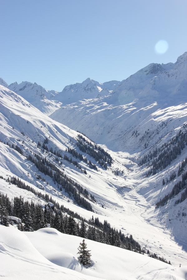 Hotel Silvapina Klosters Exteriör bild
