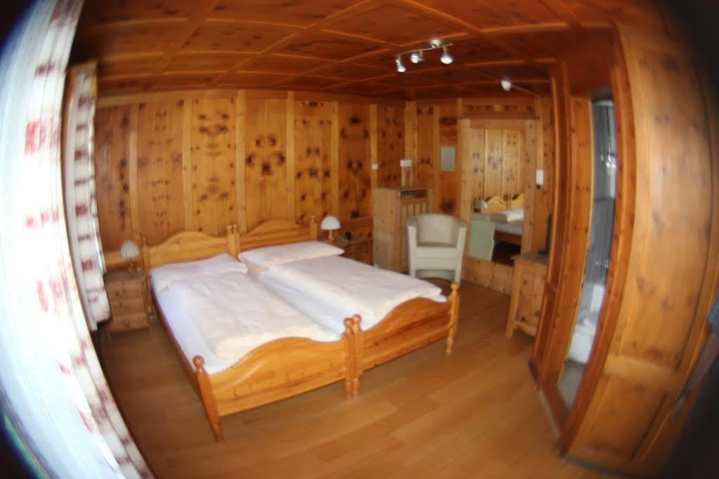 Hotel Silvapina Klosters Exteriör bild